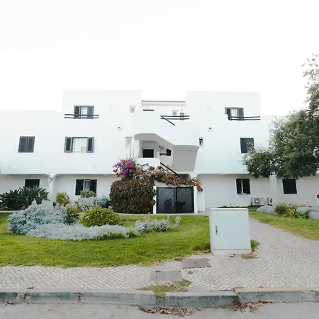 Apartamento Acolhedor T2 , Balaia Golf Village A 800 Da *